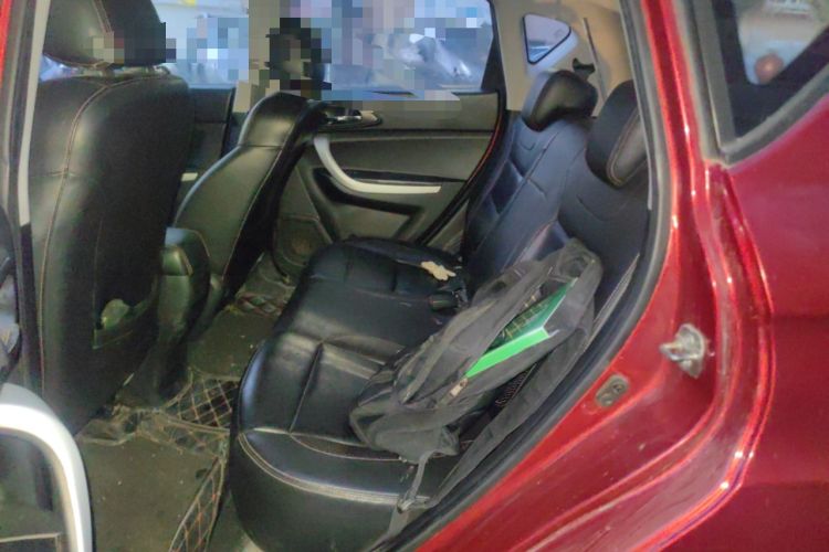 Used CHANGAN CS35 2015 1.6L Manual Luxury Model China IV Standard Left Rear Seat