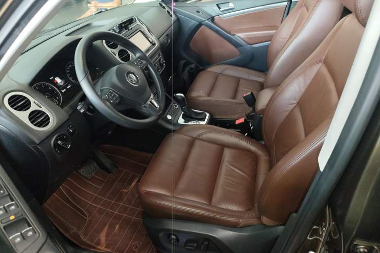 Used Volkswagen Tiguan 2015 2.0 TSI Automatic All-Wheel Drive Luxury Edition