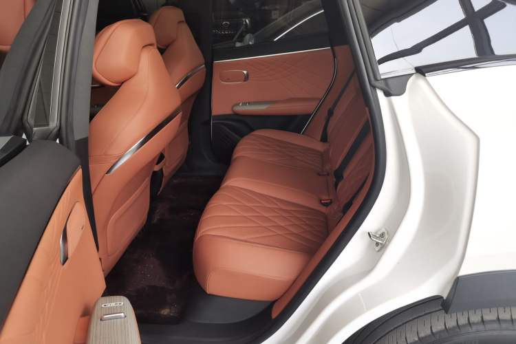 Used Deepal S07 2023 200Max Range-Extended Version
