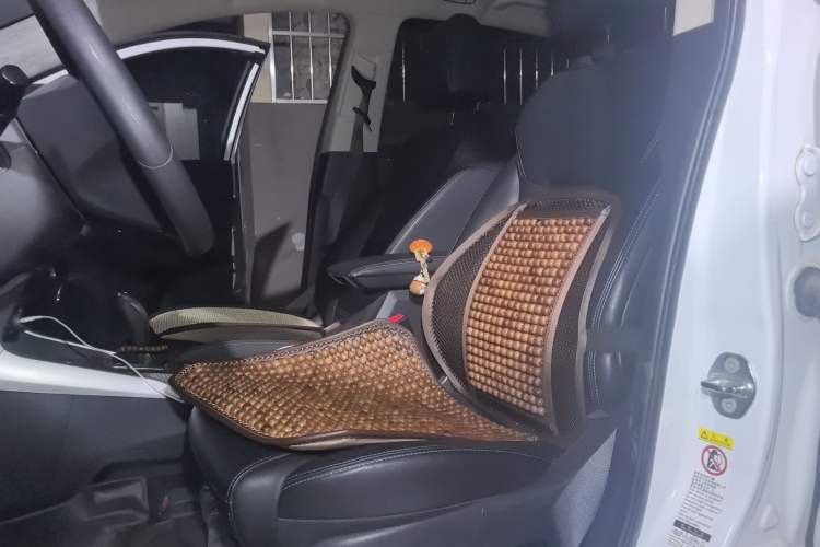 Used BYD Yuan New Energy 2018 EV360 Smart Connect Cool Edition Left Front Seat