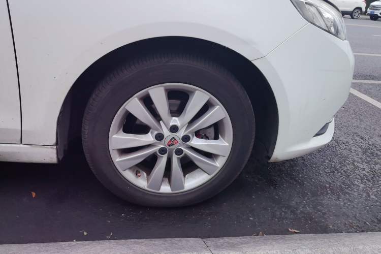 Used Roewe 360 2016 1.5L Manual Smart Screen Version
