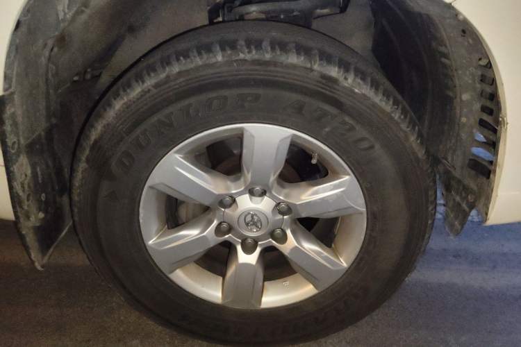 Used Toyota Prado 2014 2.7L Middle East Version Parallel Import Right Front Wheel Hub