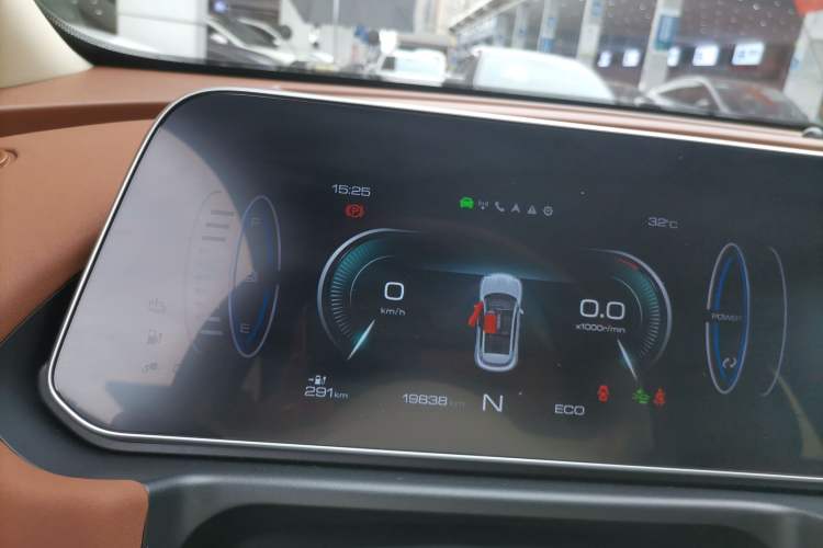 Used ORA Good Cat 2022 Morandi Edition 400km Standard Range Luxury Version Lithium Iron Phosphate Instrument Cluster