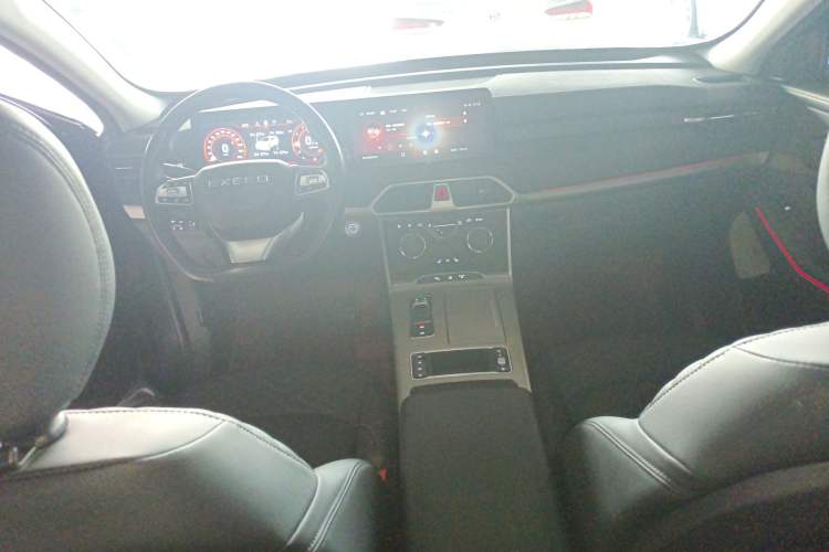 Used EXEED Lingyun 2021 290T Two-Wheel Drive Star Edition