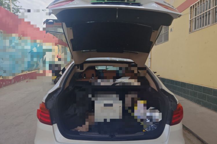 Used BMW 3 Series GT 2014 320i Design Package Model Trunk