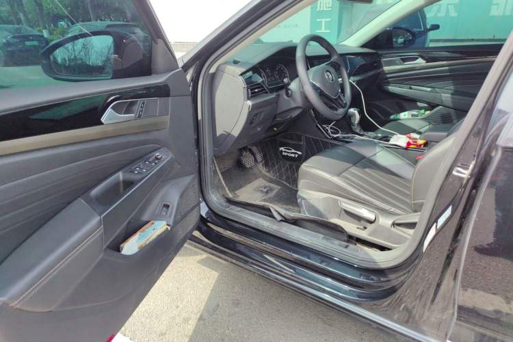 Used Volkswagen Passat 2019 280TSI Business Edition China VI