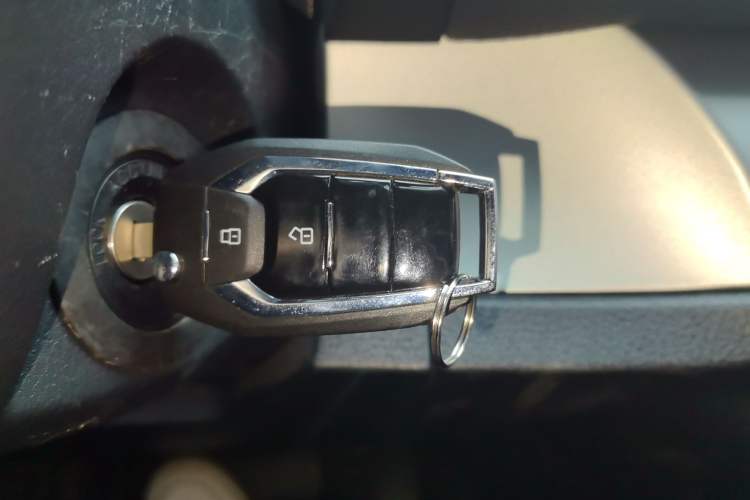 Used SAIC MAXUS G10 2022 2.0T Automatic Smart Enjoyment Version Gasoline 7 Seats