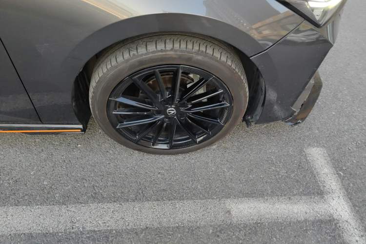 Used CHANGAN UNI-V 2022 1.5T Sport Edition Exterior 1