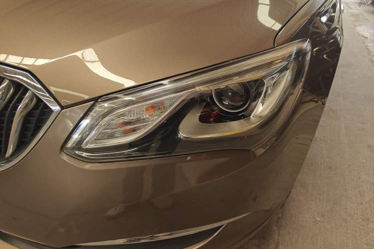 Used Buick GT 2016 15N Automatic Elite Edition Left Front Headlight