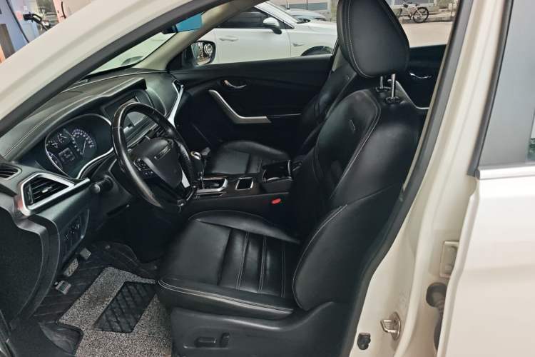 Used Venucia T90 2017 2.0L CVT Smart Edition Left Front Seat