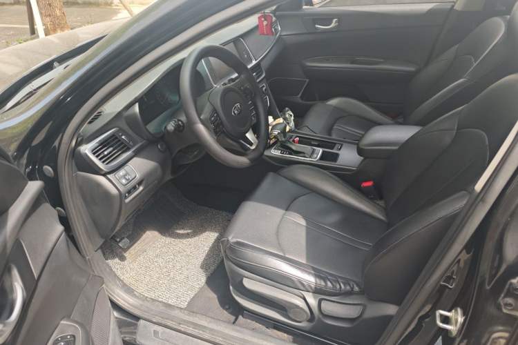 Used Kia K5 2016 2.0L Hybrid GLS
