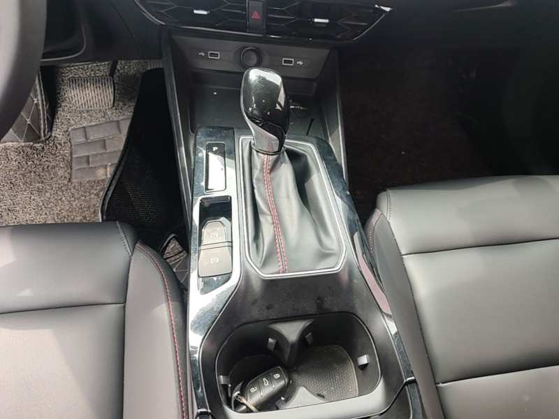Used MG 5 2021 180 DVVT CVT Youth Luxury Edition — 13