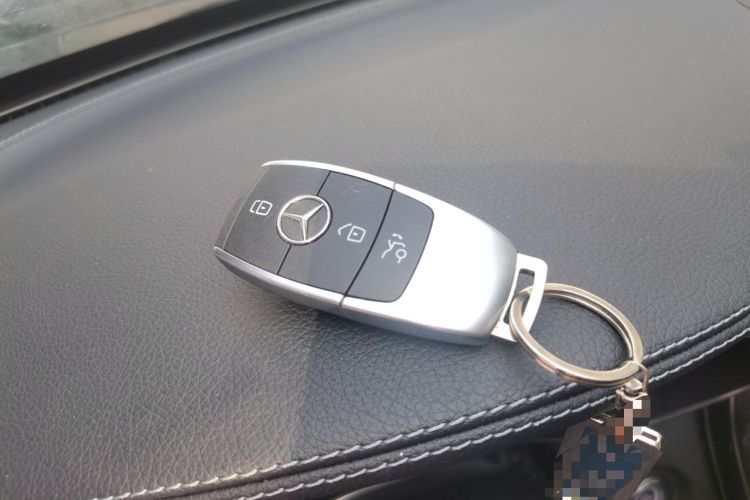 Used Mercedes-Benz C-Class 2019 C 260 L Sport Edition Vehicle Key