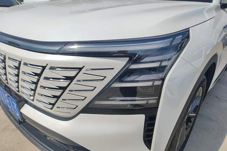 Used CHANGAN CS75 PLUS 2025 Model, 4th Generation 1.5T New Blue Whale Smart Excellence Version