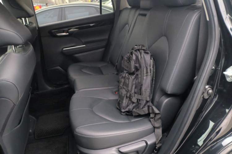 Used Toyota Highlander 2022 Dual-Engine 2.5L Four-Wheel Drive Prestige Version 7 Seats Left Rear Seat