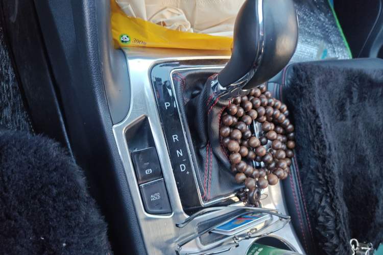 Used Changan CS75 2014 1.8T Automatic Elite Version China V Standard
