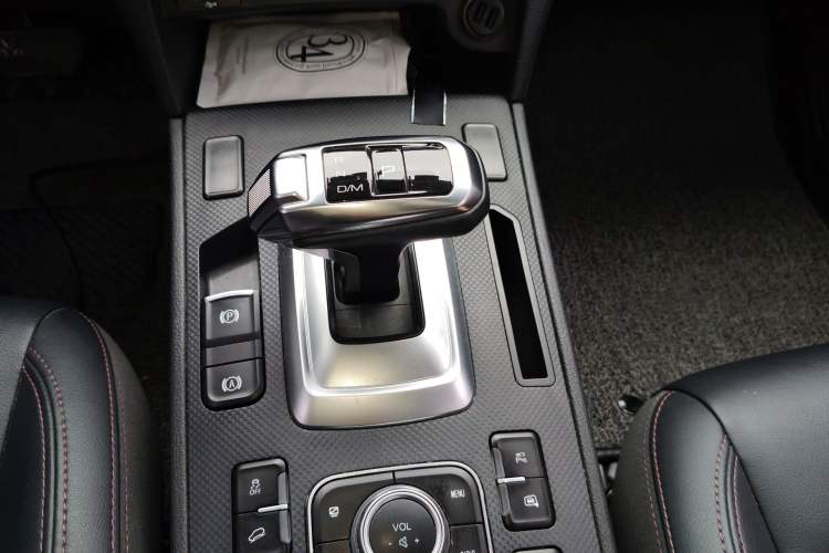 Used Haval H6 Coupe 2019 1.5T Automatic Two-Wheel Drive Ultra-Luxury Smart Connectivity Model China VI Standard Gear Lever