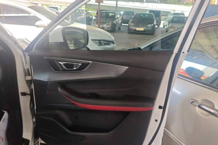 Used Chery Tiggo 5x 2022 Superhero Edition 1.5L CVT Fashion Model