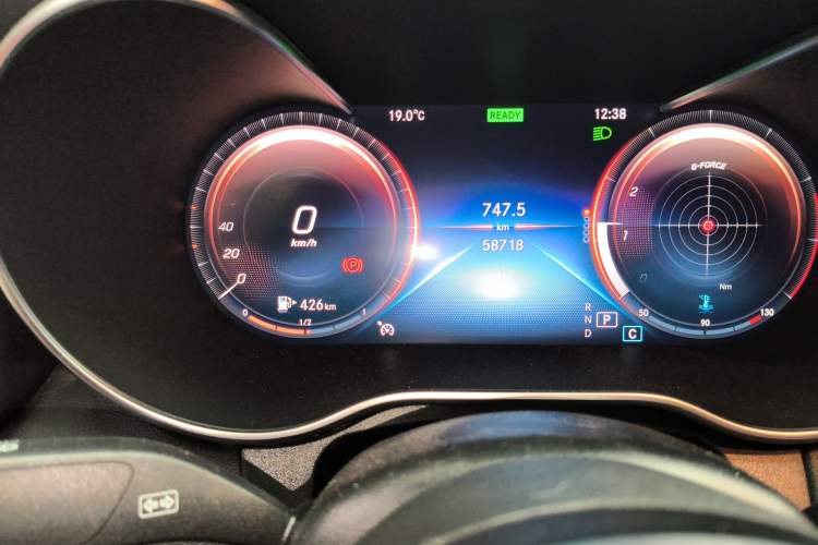 Used Mercedes-Benz C-Class 2019 C 260 Coupe Odometer Close Up