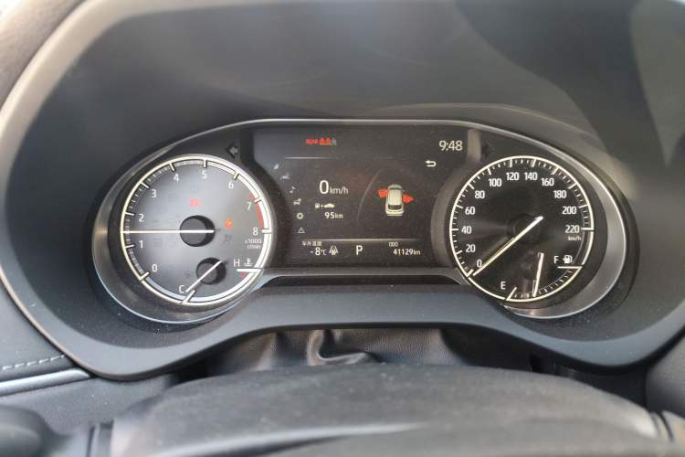 Used Toyota Harrier 2022 2.0L CVT Two-Wheel Drive Deluxe Edition
