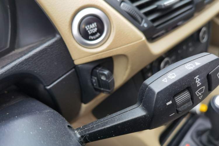 Used BMW X1 2012 sDrive18i Luxury Edition
