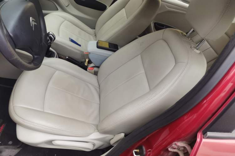 Used Citroen Elysee 2014 1.6L Manual Fashion Edition
