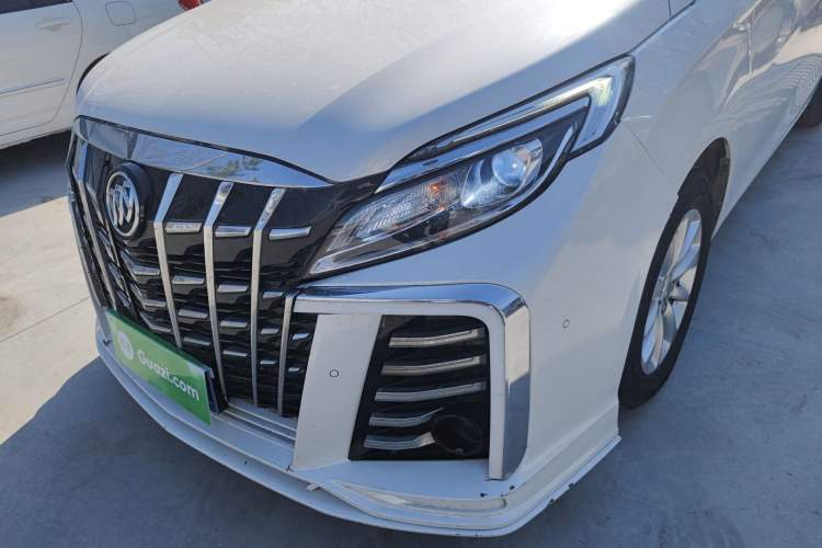 Used Buick GL8 2018 ES 28T Comfort Model China VI Standard