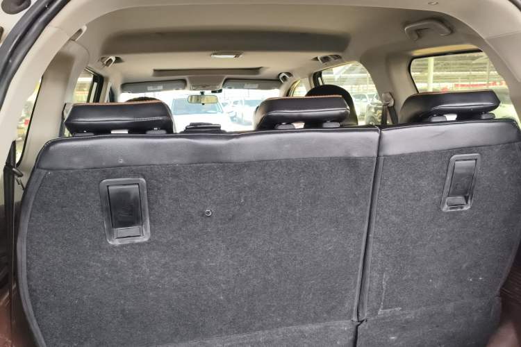 Used FORTHING SX6 2016 1.6L CVT Luxury Model Trunk