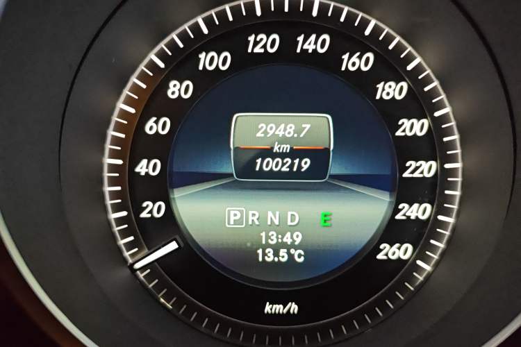 Used Mercedes-Benz C-Class 2013 C 180 Classic Grand Edition