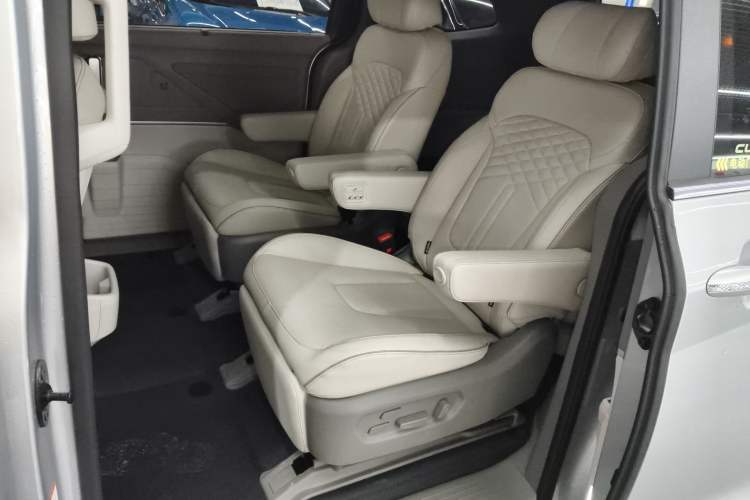 Used Hyundai Custo 2024 270TGDi TOP Smart Luxury Flagship Edition
