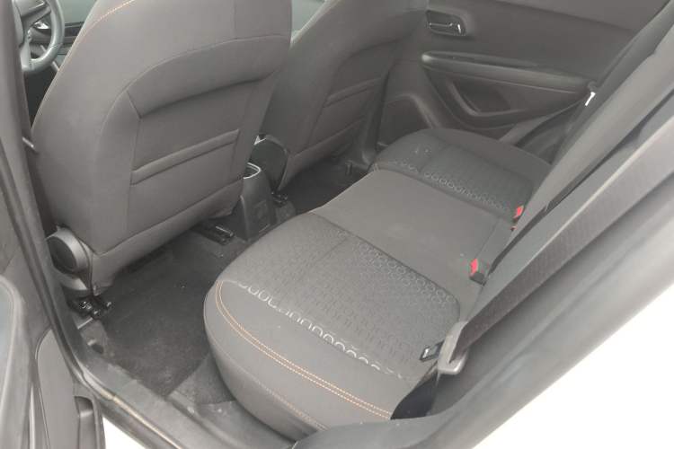 Used Chevrolet Trax 2018 330T Automatic Two-Wheel Drive Elite Model
