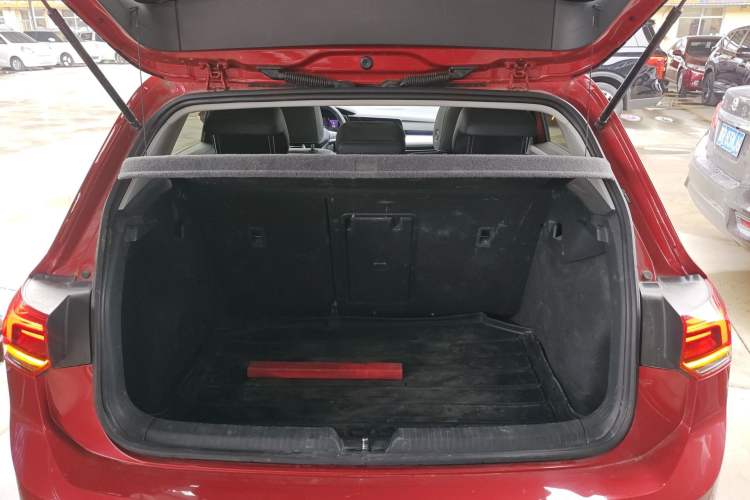 Used Volkswagen Golf 2021 280TSI DSG Pro Trunk