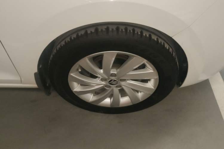 Used Skoda Rapid 2018 1.6L Manual Comfort Edition
