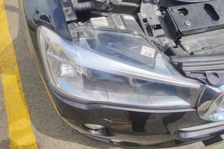 Used BMW X3 2014 xDrive20i Leading Model Right Front Headlight