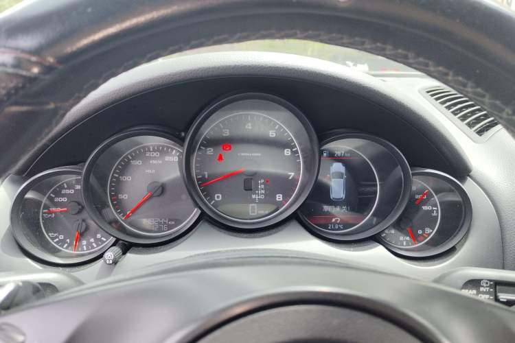 Used Porsche Cayenne 2013 3.6L automatic transmission U.S. specification Instrument Cluster