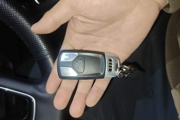 Used Audi A4L 2019 40 TFSI Fashion Version China V
