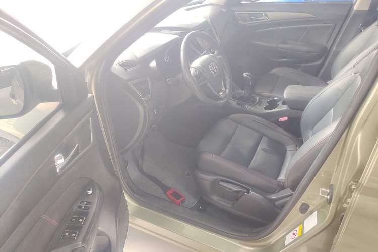 Used Changan CS75 2014 2.0L Manual Luxury Version China IV Standard
