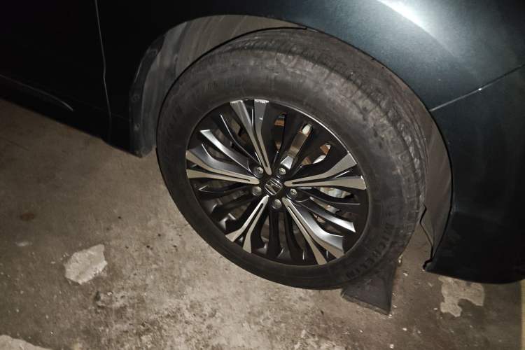 Used Honda UR-V 2020 370TURBO Four-Wheel Drive Prestige Edition Right Front Wheel Hub