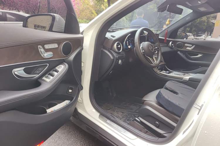 Used Mercedes-Benz GLC 2020 Facelift GLC 260 L 4MATIC Luxury Edition