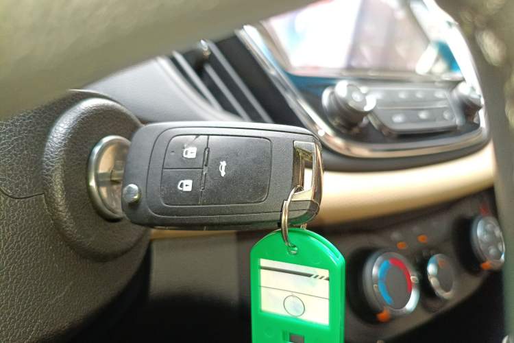 Used Chevrolet Monza 2022 320 Automatic Enjoyment Sunroof Version
