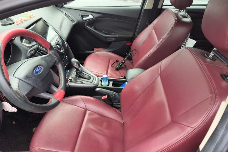 Used Ford Focus 2015 Hatchback 1.6L Automatic Comfort Model