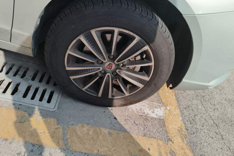 Used Roewe Ei5 2019 Smart Connect Supreme Edition
