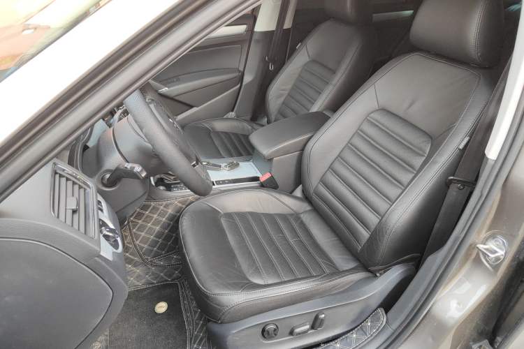 Used Volkswagen Passat 2014 1.8TSI DSG Prestige Edition