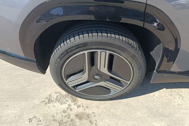 Used Qiyuan E07 2025 All-Electric 4x4 90kWh Ultra High-Performance Edition
