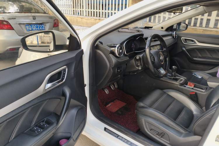 Used MG 6 2017 20T Manual Luxury Smart Connect Version China V Standard
