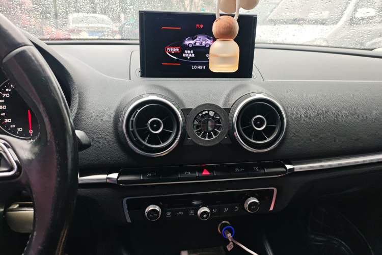 Used Audi A3 2014 Limousine 35 TFSI Automatic Comfort Model