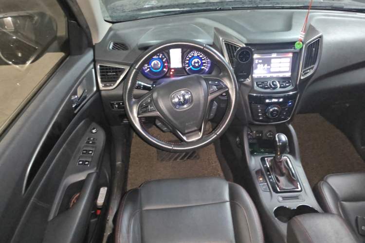 Used CHANGAN CS75 2014 1.8T Automatic Elite Model China IV Standard

