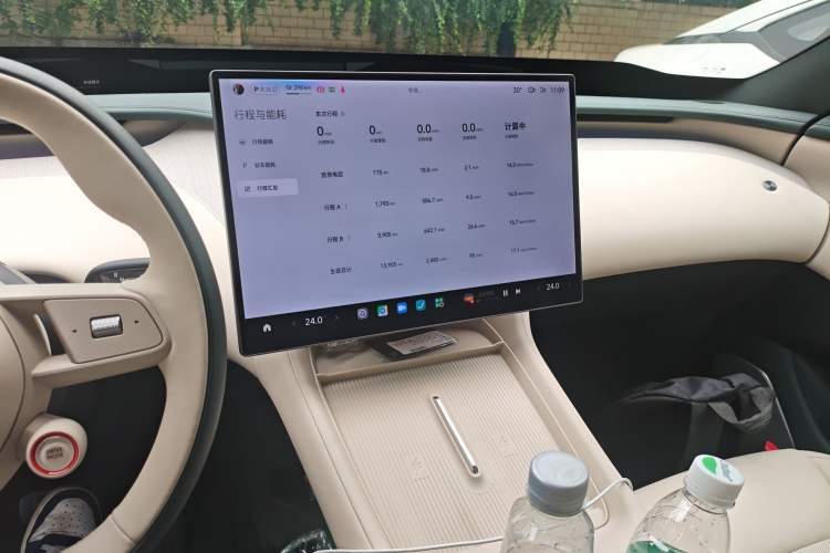 Used Xiaomi Auto YU7 2025 Ultra-Long Range All-Wheel Drive Pro Version