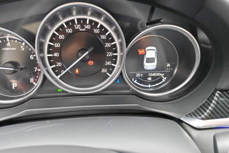 Used Mazda Atenza 2020 2.0L Blue Sky Luxury Edition Odometer Close Up