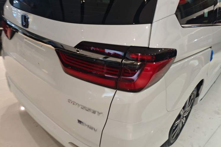 Used Honda Odyssey 2022 2.0L eHEV Sharp Enjoyment Edition
